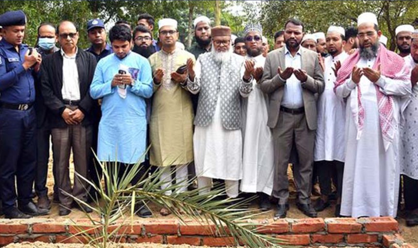 আইনজীবী সাইফুলের পরিবারের জন্য কোটি টাকার ফান্ড গঠন করা হচ্ছে ধর্ম উপদেষ্টার তত্ত্বাবধানে